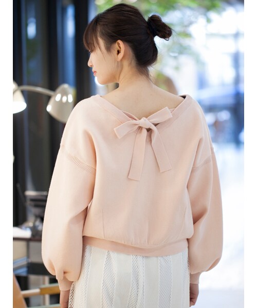 w closet（ダブルクローゼット）の「後ろリボンボリューム袖ニット（トップス・レディース・Sピンク/イエロー/Dサックス/Dピンク・FREE）」の6枚目の写真