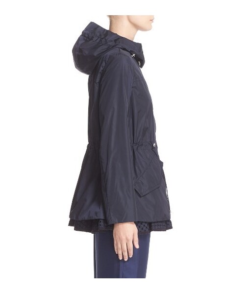 MONCLER（モンクレール）の「Women's Moncler Lotus Water Resistant