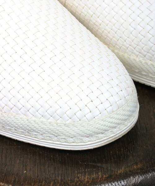 MEN'S BIGI（メンズビギ）の「メッシュ スリッポン（モカシン/デッキシューズ・メンズ・ホワイト/ホワイト×ブラック/ネイビー/インディゴブルー・S/M/L）」の7枚目の写真