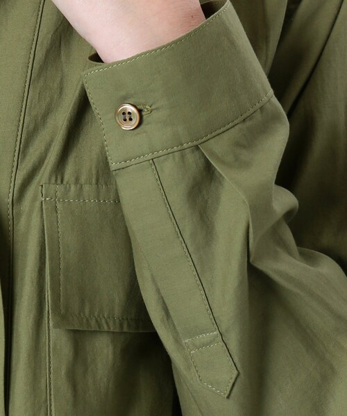 新品タグつき SLOBE IENA ミリタリーシャツ SLOBE IENA（スローブイエナ）の「《予約》100/-ミリタリーシャツ