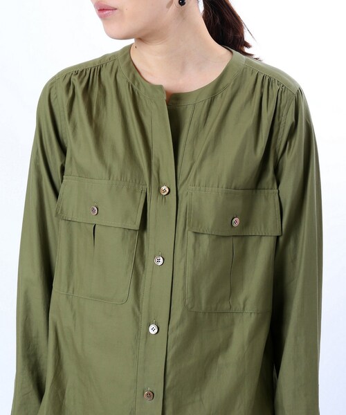 新品タグつき SLOBE IENA ミリタリーシャツ SLOBE IENA（スローブイエナ）の「《予約》100/-ミリタリーシャツ