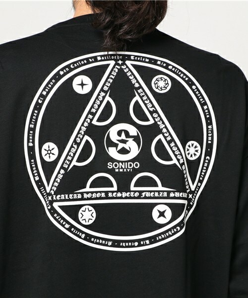 MARCELO BURLON（マルセロ・バーロン）の「MARCELO BURLON 『NERON』ロングスリーブTシャツ（Tシャツ/カットソー・メンズ・ホワイト/ブラック・SMALL/MEDIUM）」の9枚目の写真