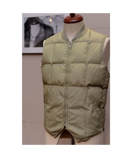 70s eddie bauer ダウンベスト　珍色 VINTAGE】70s Eddie Bauer Goose Down Vest.春先まで使える軽快