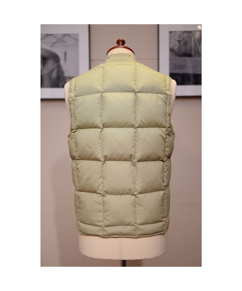 70s eddie bauer ダウンベスト　珍色 VINTAGE】70s Eddie Bauer Goose Down Vest.春先まで使える軽快