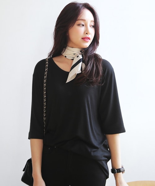 DHOLIC（ディーホリック）の「Uネック7分丈スリーブTシャツ（Tシャツ/カットソー・レディース・FREE）」の2枚目の写真