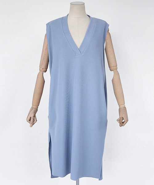 DHOLIC（ディーホリック）の「スリットヘムVネックスリーブレスワンピース（ワンピース・レディース・FREE）」の3枚目の写真