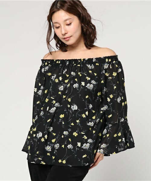 archives（アルシーヴ）の「花柄シャーリングﾌﾞﾗｳｽ（シャツ/ブラウス・レディース・オフホワイト/ブラック/ブルー・MEDIUM）」の2枚目の写真