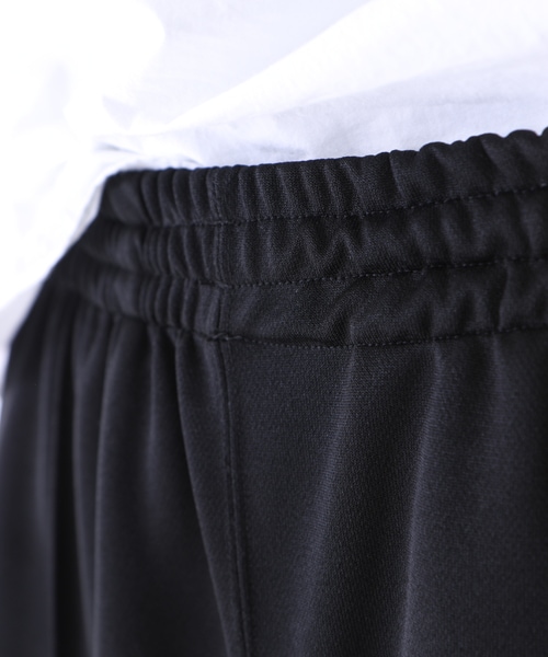 Needles（ニードルス）の「別注 Track Pant Narrow（パンツ・ブラック・S/M）」の4枚目の写真