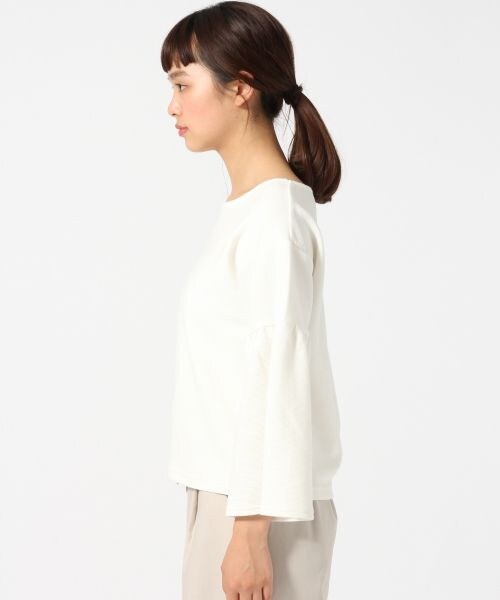 LOWRYS FARM（ローリーズファーム）の「リップルソデフレア（トップス・オフ/ブラック/グレー/ピンク/グリーン）」の8枚目の写真