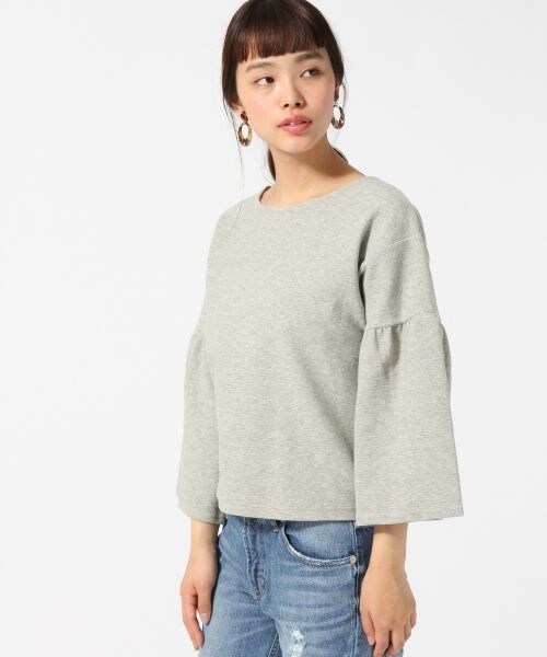 LOWRYS FARM（ローリーズファーム）の「リップルソデフレア（トップス・オフ/ブラック/グレー/ピンク/グリーン）」の3枚目の写真