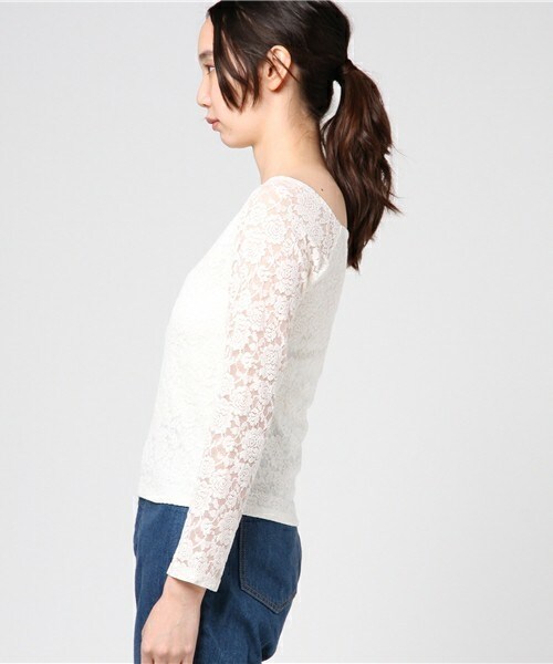 archives（アルシーヴ）の「総レースオフショルプルオーバー（Tシャツ/カットソー・レディース・オフホワイト/ブラック・MEDIUM）」の4枚目の写真