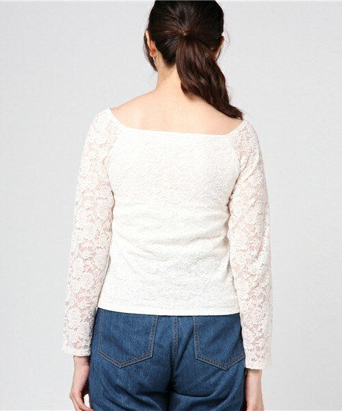 archives（アルシーヴ）の「総レースオフショルプルオーバー（Tシャツ/カットソー・レディース・オフホワイト/ブラック・MEDIUM）」の5枚目の写真