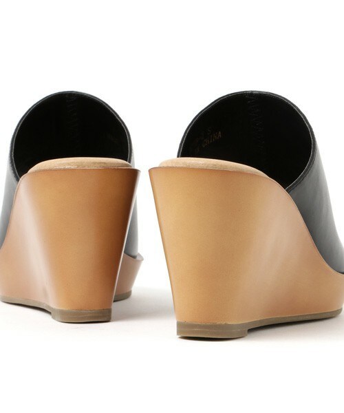 matelasse durer（マトラッセ デュレ）の「【M by mio notis】ウッド調サボサンダル（サンダル・レディース・ブラック/キャメル・22.5cm/23.5cm/24.5cm）」の9枚目の写真