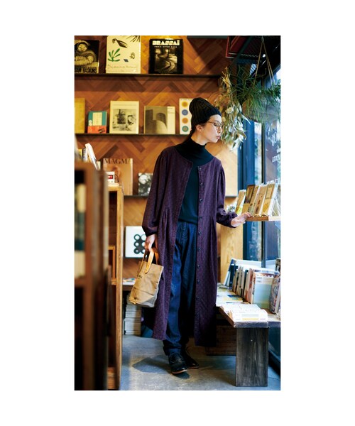 Sunny clouds（サニークラウズ）の「サニークラウズ 熱燗徳利セーター〈レディース〉黒（ニット/セーター・レディース・ブラック・MP/M /L /LL/3L/MT/LT）」の8枚目の写真