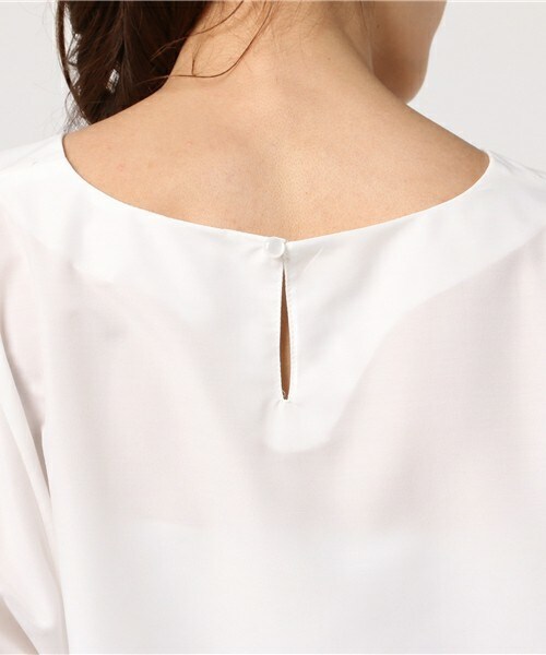 INTERPLANET（インタープラネット）の「タイプライター抜け襟リボン袖ブラウス（シャツ/ブラウス・レディース・オフホワイト/ネイビー/ピンク・FREE）」の8枚目の写真