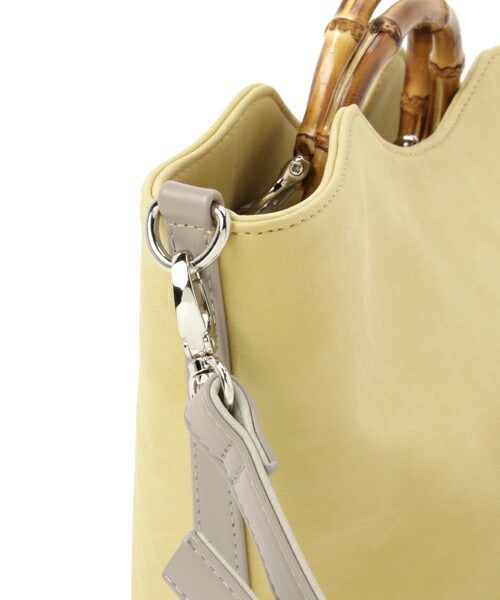 INTERPLANET(インタープラネット)の「バンブーハンドルバッグ(ハンドバッグ・レディース・ライトグレー/イエロー/ネイビー・フリー)」の7枚目の写真