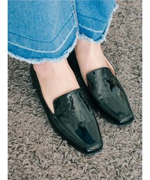 KORMARCH | スクエアトゥエナメルローファー(その他シューズ)