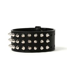 DISCOVERED（ディスカバード）の「DISCOVERED レザースタッズバングル 