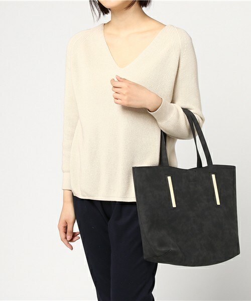 INTERPLANET（インタープラネット）の「ヌバック調リバーシブルトート（トートバッグ・レディース・ライトグレー/ダークグレー/ピンク・フリー）」の11枚目の写真