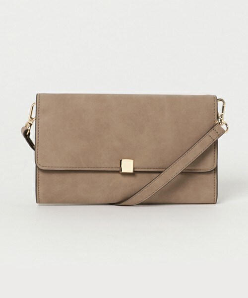 matelasse durer（マトラッセ デュレ）の「フェイクスエードSAIFU　バッグ（ショルダーバッグ・レディース・ブラック/ベージュ/ピンク・フリー）」の2枚目の写真