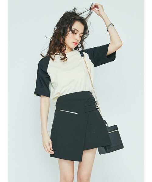 EVRIS（エヴリス）の「Beltedラップミニスカート（スカート・レディース・ブラック/ベージュ・S/M）」の3枚目の写真