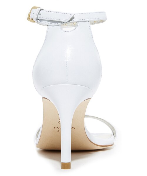 STUART WEITZMAN(スチュアートワイツマン)の「Stuart Weitzman Nunakedstraight Sandals(ドレスシューズ・レディース・White・4/4.5/5/5.5/6/6.5/7/7.5/8/8.5/9/9.5/10)」の5枚目の写真