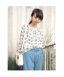 an another angelus | アンティークローズ柄ラッフル衿ブラウス/an another angelus(シャツ/ブラウス)