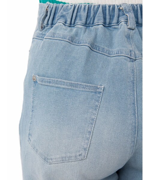 w closet（ダブルクローゼット）の「ロールアップストレートデニム（パンツ・レディース・ブリーチ/ブルー/ネイビー・FREE）」の10枚目の写真