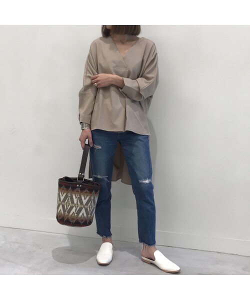 copine（コピン）の「Vネックアシンメトリープルオーバー(3color)【クリックポスト対象商品】（Tシャツ/カットソー・レディース・その他）」の11枚目の写真