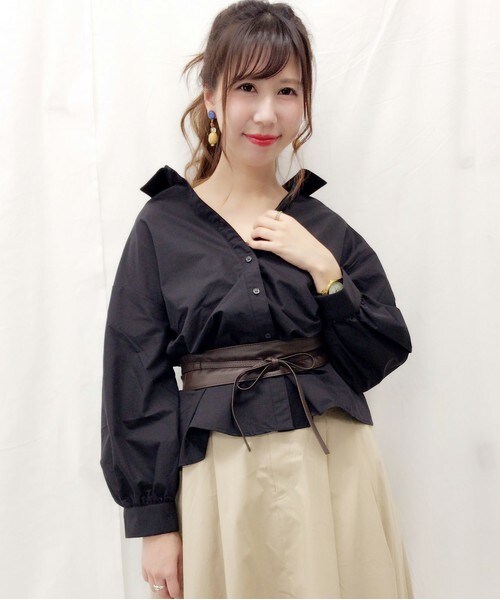 archives（アルシーヴ）の「後ろドロストシャツ（シャツ/ブラウス・レディース・オフホワイト/ホワイト×ブルー/ブラック・MEDIUM）」の20枚目の写真