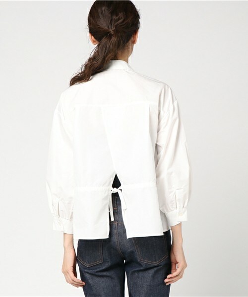 archives（アルシーヴ）の「後ろドロストシャツ（シャツ/ブラウス・レディース・オフホワイト/ホワイト×ブルー/ブラック・MEDIUM）」の6枚目の写真