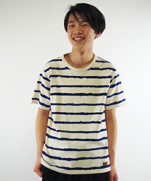FRAPBOIS（フラボア）の「レイヤーボーダー（Tシャツ/カットソー・メンズ・ホワイト/クリーム・2/3）」の6枚目の写真