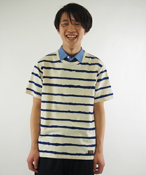 FRAPBOIS（フラボア）の「レイヤーボーダー（Tシャツ/カットソー・メンズ・ホワイト/クリーム・2/3）」の2枚目の写真