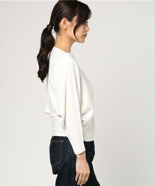 INTERPLANET（インタープラネット）の「横リブドルマンニット（ニット/セーター・レディース・オフホワイト/グレー/ネイビー/イエロー・FREE）」の6枚目の写真