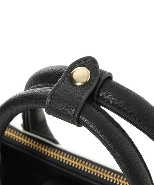 Andemiu（アンデミュウ）の「キャンバス／ＰＵミニトート（バッグ・ブラック/キャメル）」の9枚目の写真