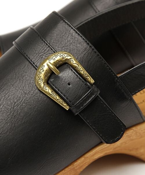 studio CLIP（スタディオクリップ）の「ストラップサボサンダル（シューズ・ブラック/アイボリー/ダークブラウン）」の13枚目の写真