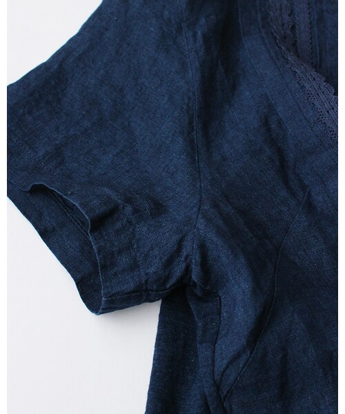 美品■45R リネン100％ 洗える インディゴタックレース×天竺Tシャツ 45R（フォーティファイブアール）の「インディゴタックレース×天竺T