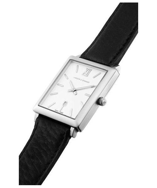 Larsson&Jennings（ラーソンアンドジェニングス）の「Larsson & Jennings 'Norse' Short Strap Leather Watch, 29Mm X 40Mm（アナログ腕時計・レディース・Black・One Size）」の2枚目の写真