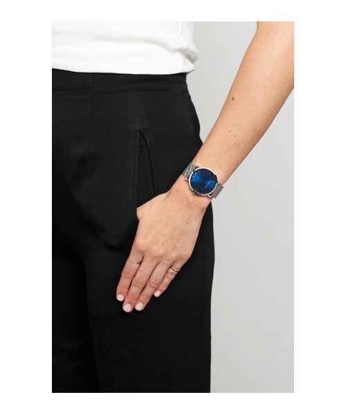 Larsson&Jennings（ラーソンアンドジェニングス）の「Larsson & Jennings Lugano Leather Strap Watch, 38Mm（アナログ腕時計・レディース・Black・One Size）」の4枚目の写真