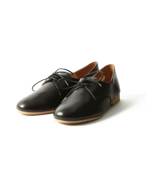 studio CLIP(スタディオクリップ)の「レザーレースアップシューズ(シューズ・ホワイト/ブラック)」の2枚目の写真