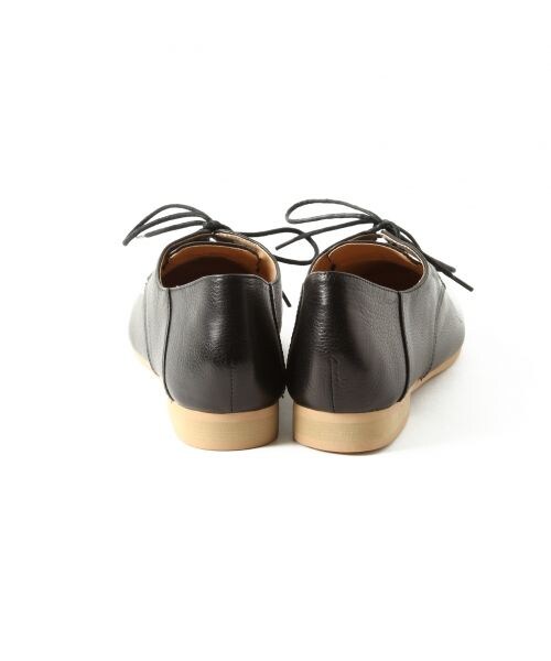 studio CLIP(スタディオクリップ)の「レザーレースアップシューズ(シューズ・ホワイト/ブラック)」の7枚目の写真