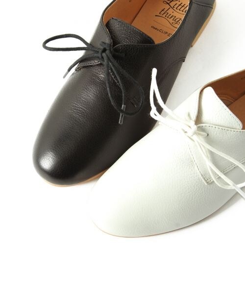 studio CLIP(スタディオクリップ)の「レザーレースアップシューズ(シューズ・ホワイト/ブラック)」の14枚目の写真