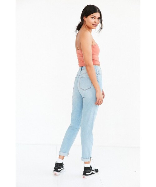 BDG（ビーディージー）の「BDG Mom Jean - Spruce（デニムパンツ・レディース・Blue・24/25/26/27/28/29/30/31/32）」の4枚目の写真