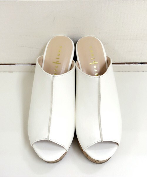 archives（アルシーヴ）の「コルクウェッジサンダル（サンダル・レディース・オフホワイト/ブラック・MEDIUM/LARGE）」の3枚目の写真