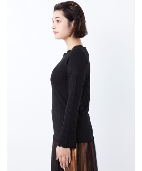 w closet（ダブルクローゼット）の「ワイドリブスカラッププルオーバー（トップス・レディース・オフホワイト/Sミント/ピンク/ブラック・FREE）」の6枚目の写真