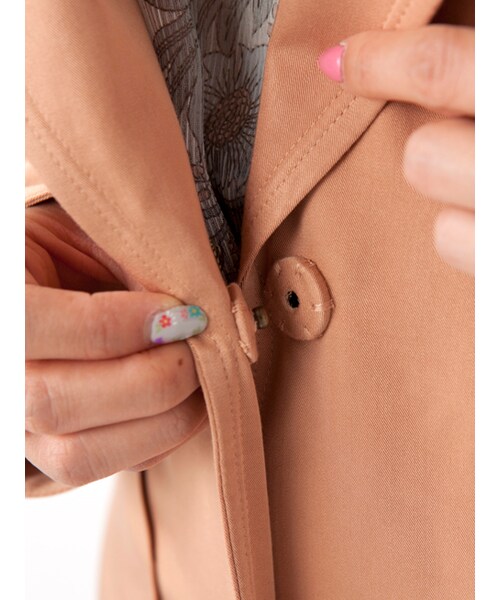 w closet（ダブルクローゼット）の「ボリューム袖ライトコート（ジャケット/アウター・レディース・Lベージュ/オレンジベージュ・FREE）」の11枚目の写真