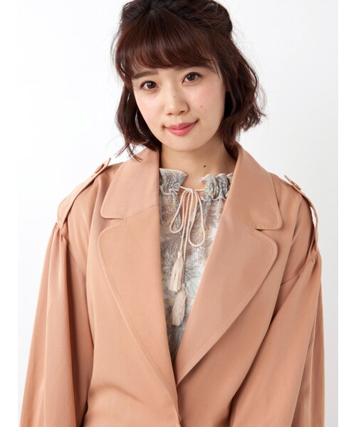 w closet（ダブルクローゼット）の「ボリューム袖ライトコート（ジャケット/アウター・レディース・Lベージュ/オレンジベージュ・FREE）」の6枚目の写真