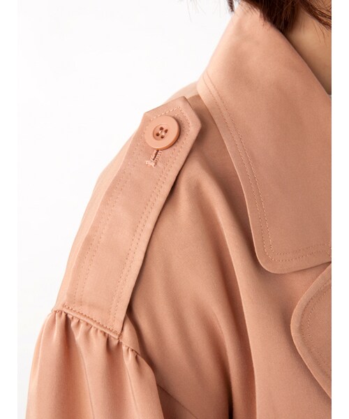 w closet（ダブルクローゼット）の「ボリューム袖ライトコート（ジャケット/アウター・レディース・Lベージュ/オレンジベージュ・FREE）」の7枚目の写真