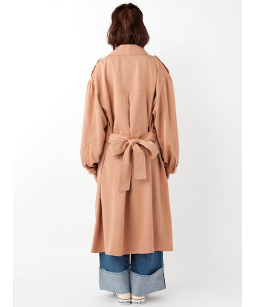 w closet（ダブルクローゼット）の「ボリューム袖ライトコート（ジャケット/アウター・レディース・Lベージュ/オレンジベージュ・FREE）」の5枚目の写真