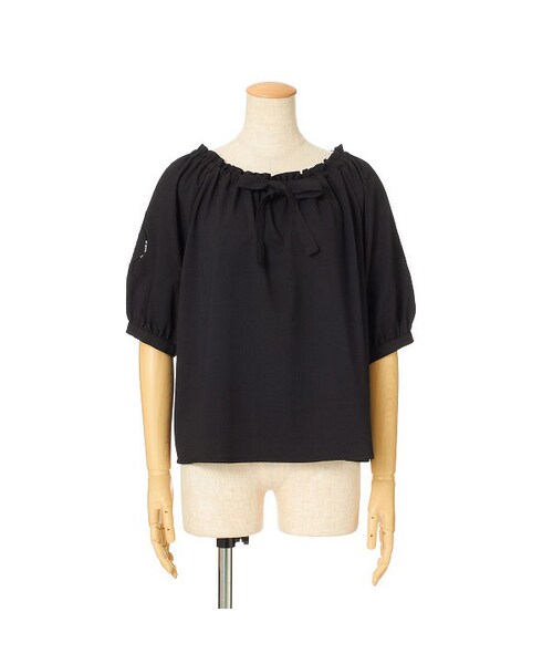 F i.n.t（フィント）の「袖カットワーク刺繍ブラウス/F&A（シャツ/ブラウス・レディース・その他）」の4枚目の写真